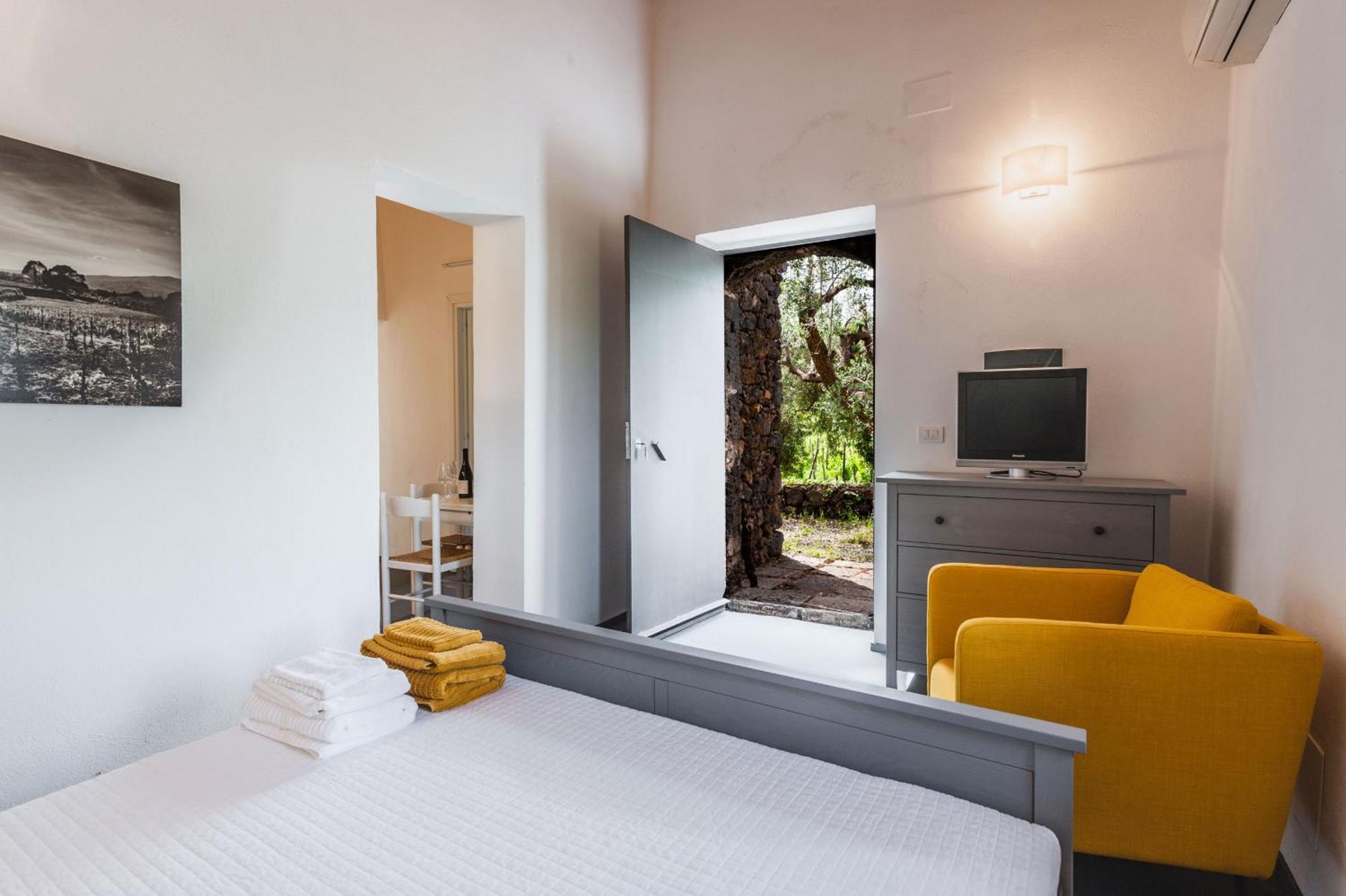 Terrazze Dell'Etna - Country Rooms And Apartments Randazzo Zewnętrze zdjęcie