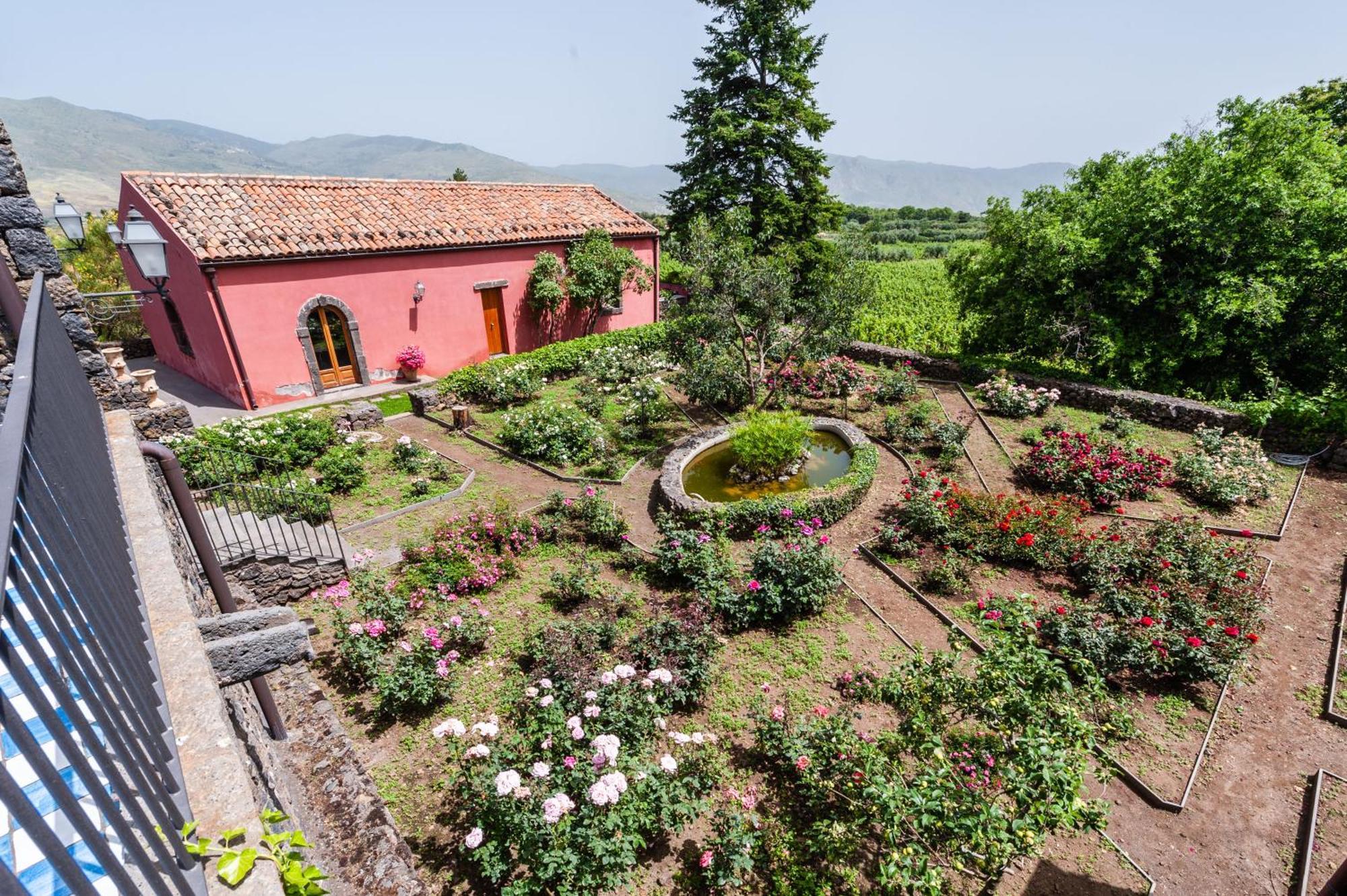 Terrazze Dell'Etna - Country Rooms And Apartments Randazzo Zewnętrze zdjęcie